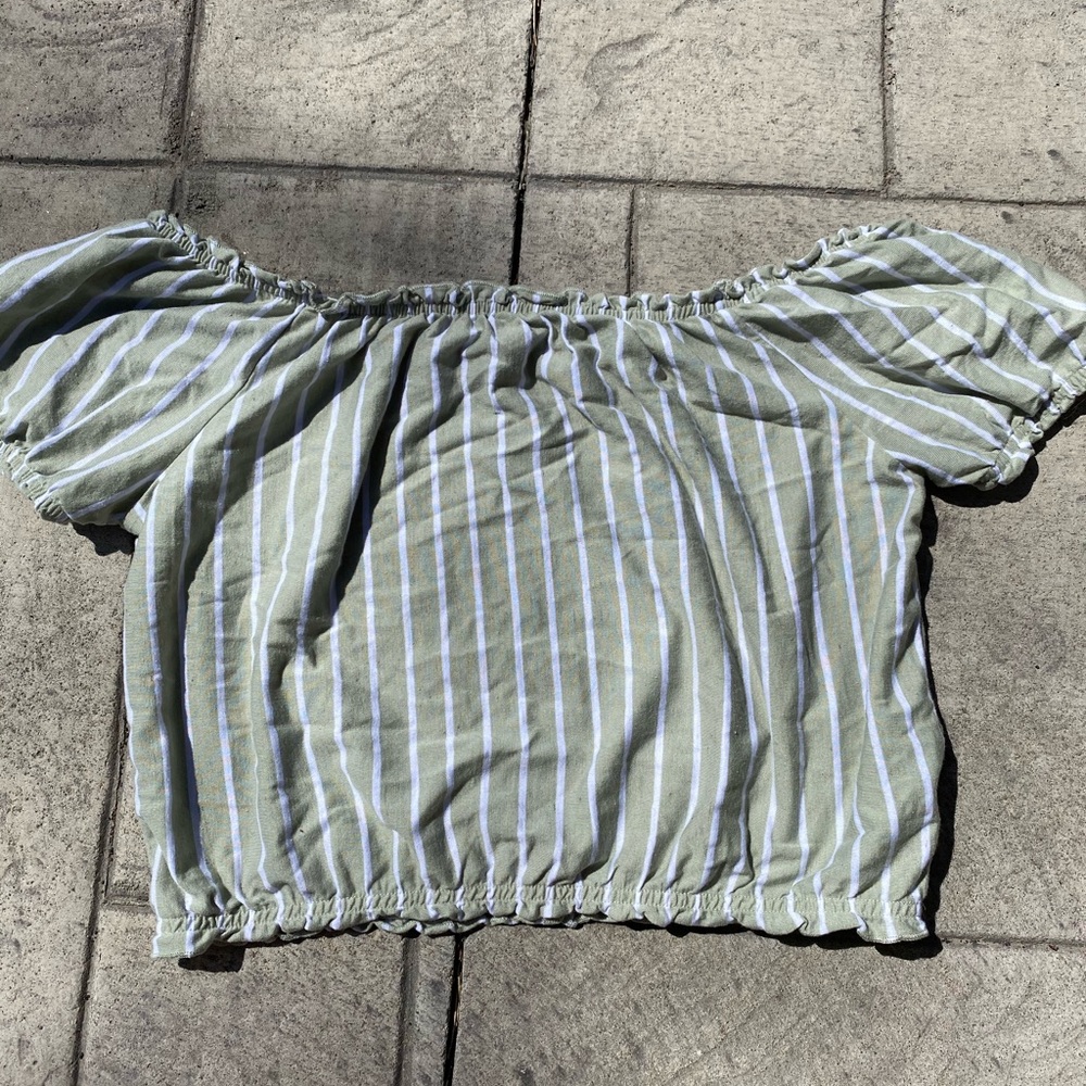 American Eagle Crop top